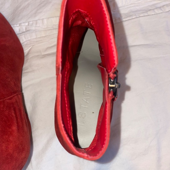 1.STATE Preete Block Heel Booties size 9 / 40 suede red-orange rust - FLAWS - Picture 8 of 10